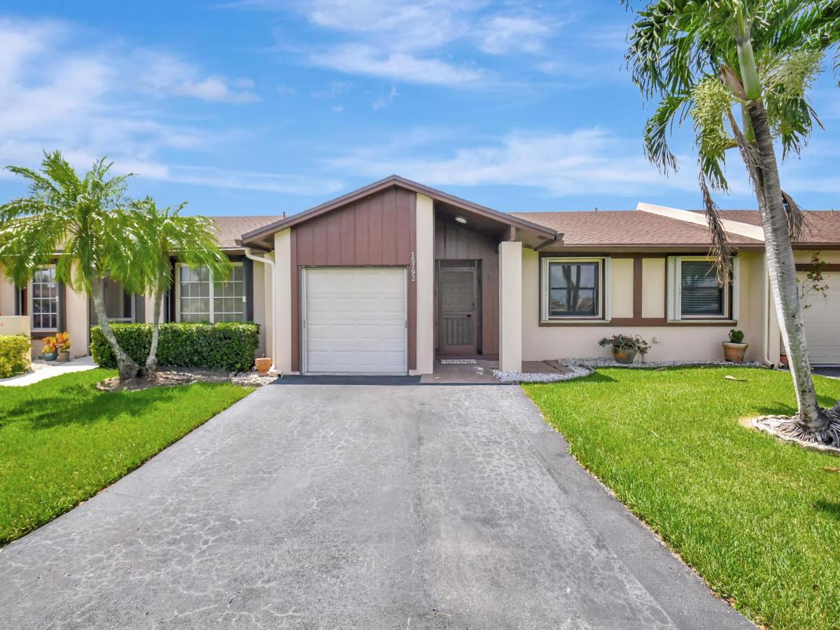 MLS #RX-11129783 image #0