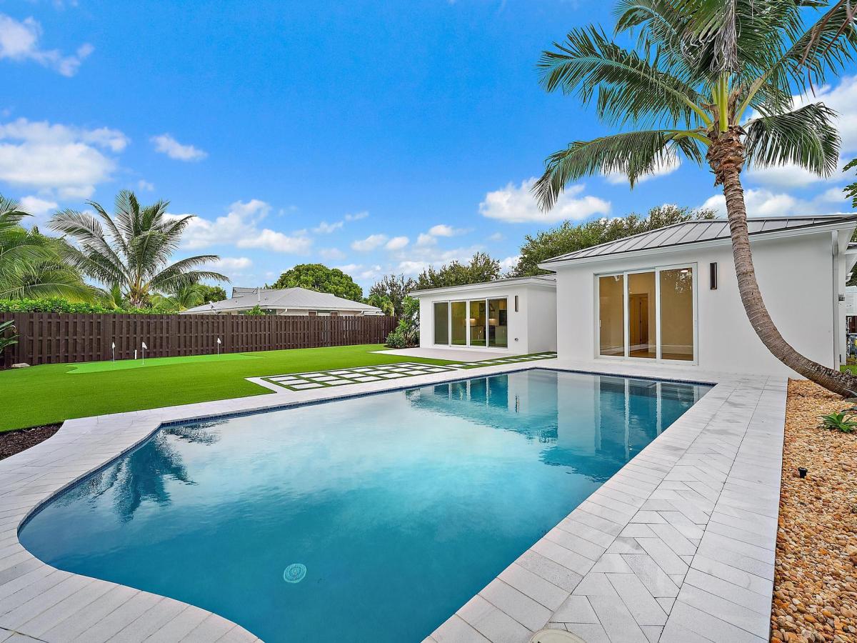 MLS #RX-11130256 image #0