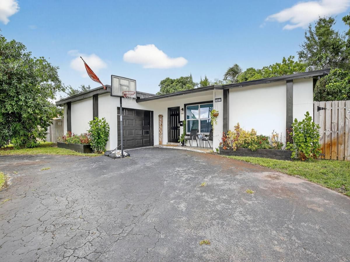 MLS #RX-11130550 image #0