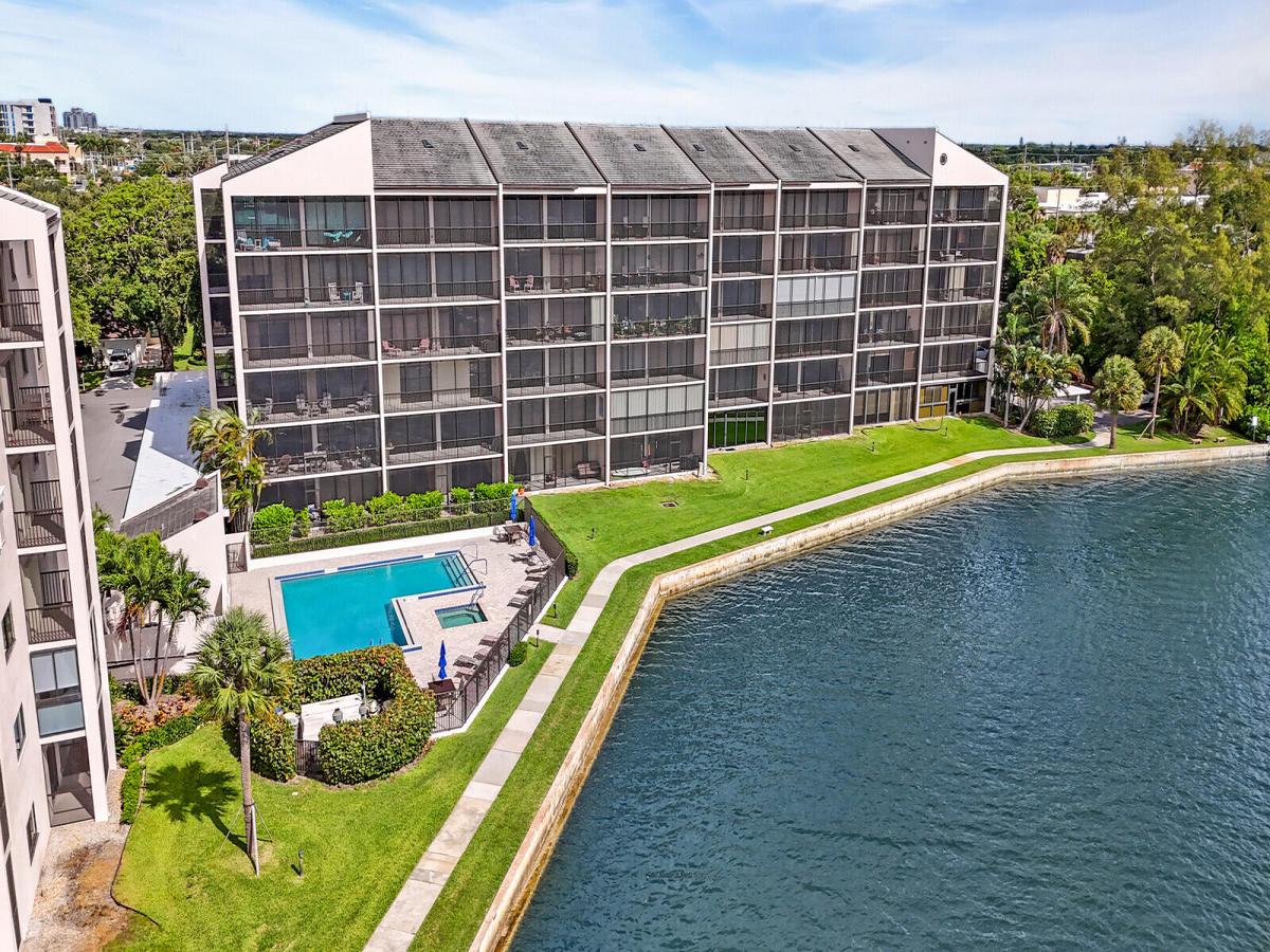 MLS #RX-11130561 image #0