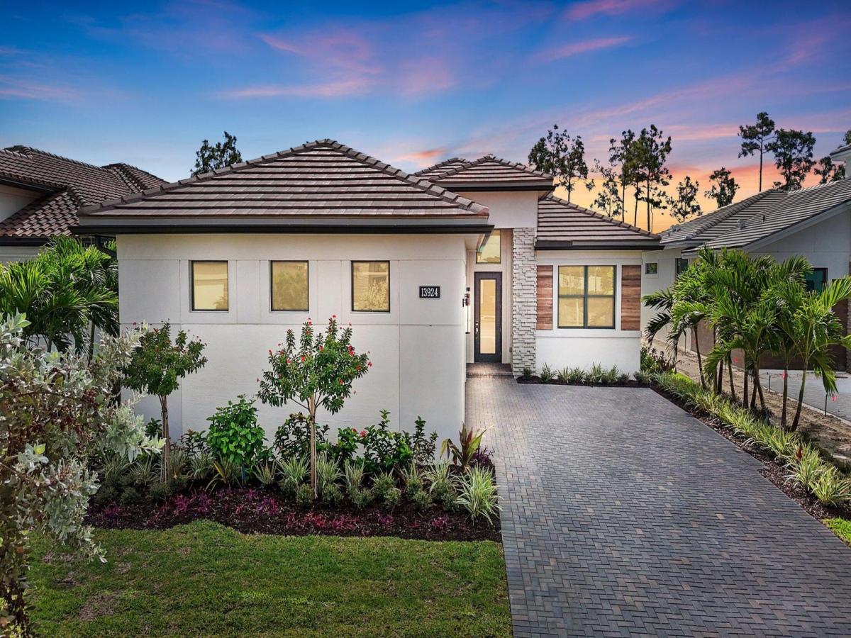 MLS #RX-11130662 image #0