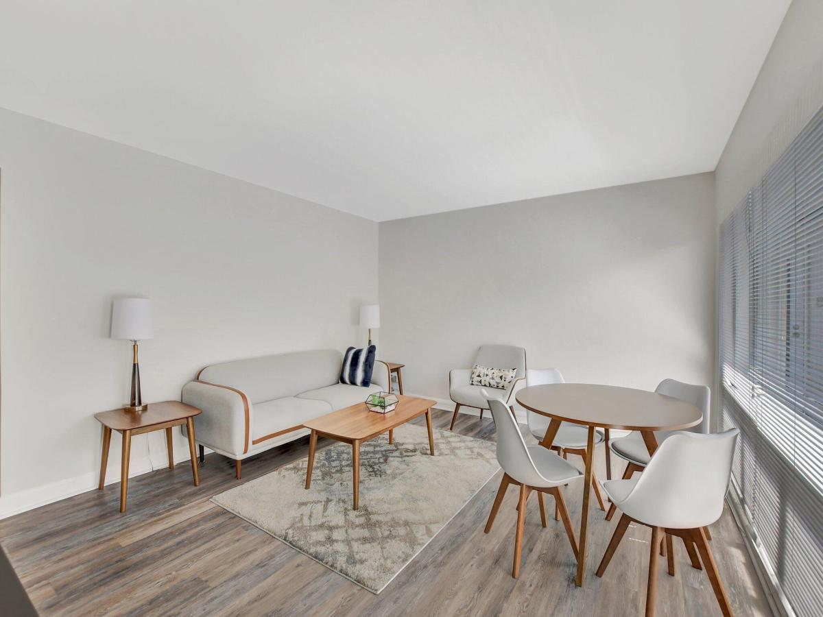 MLS #RX-11018408 image #0