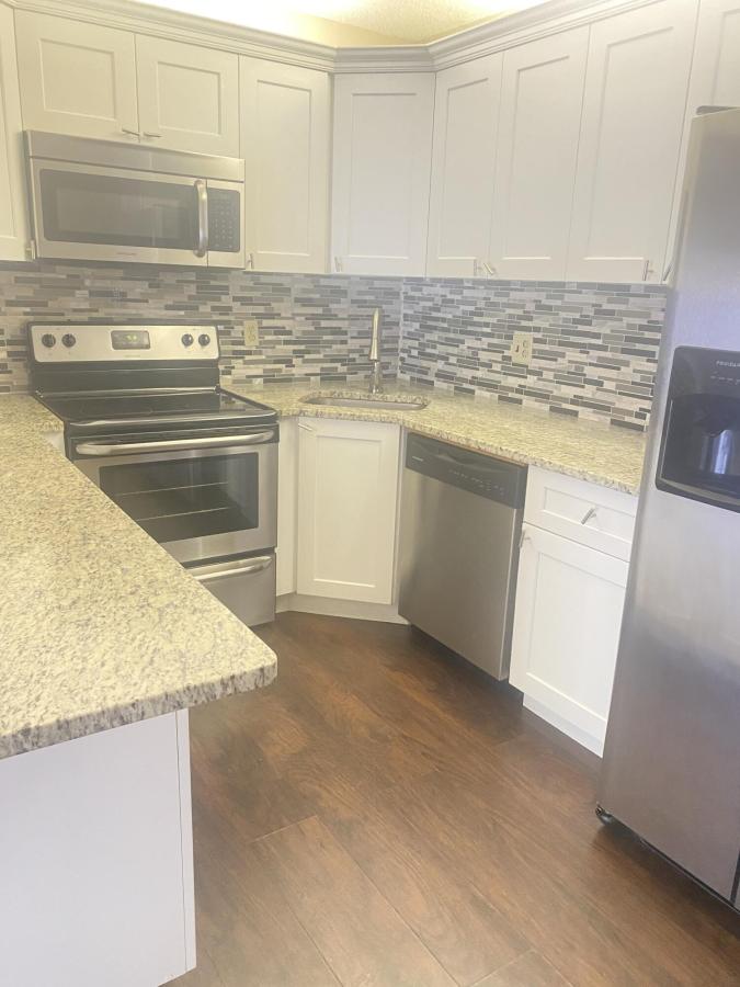 MLS #RX-11130711 image #0