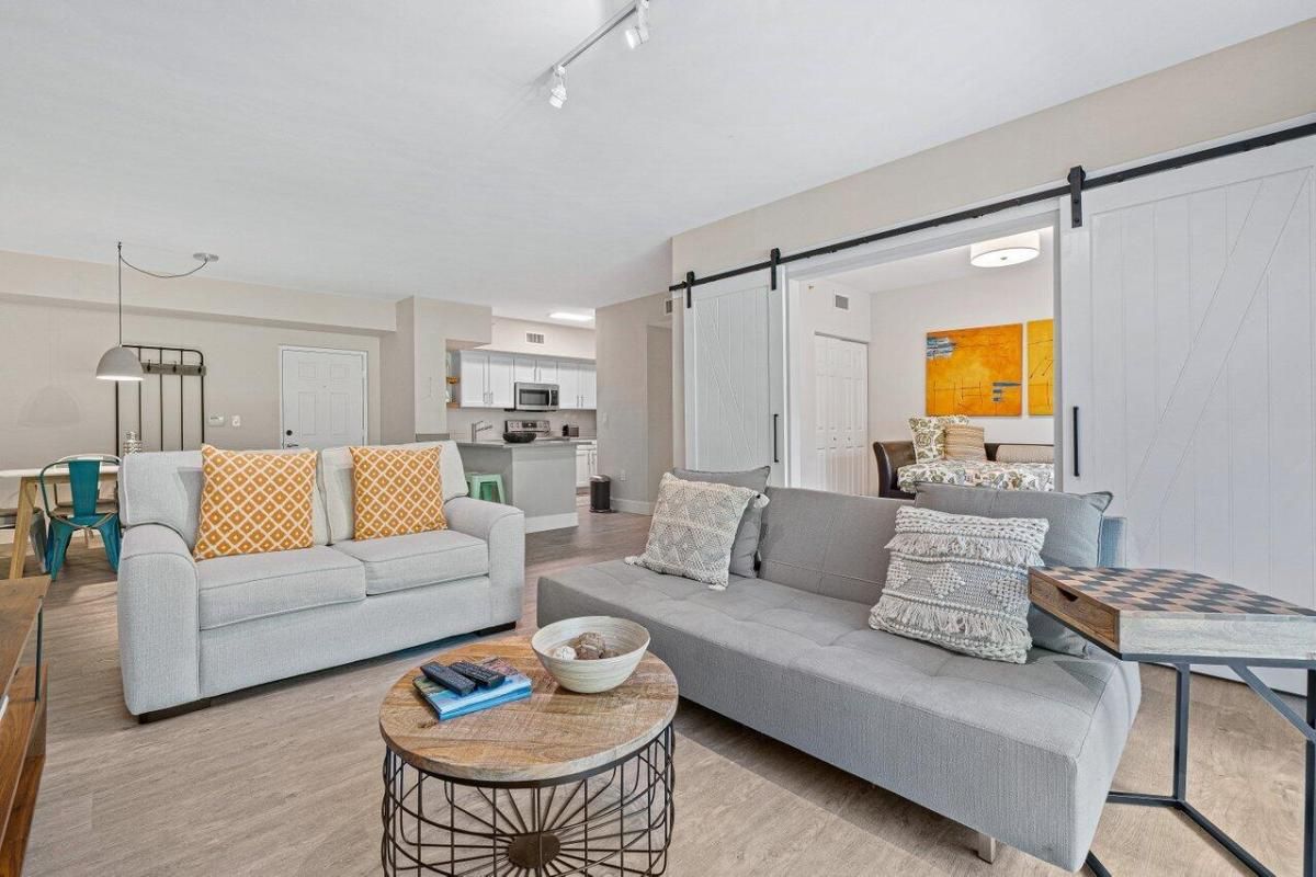 MLS #RX-11130889 image #0