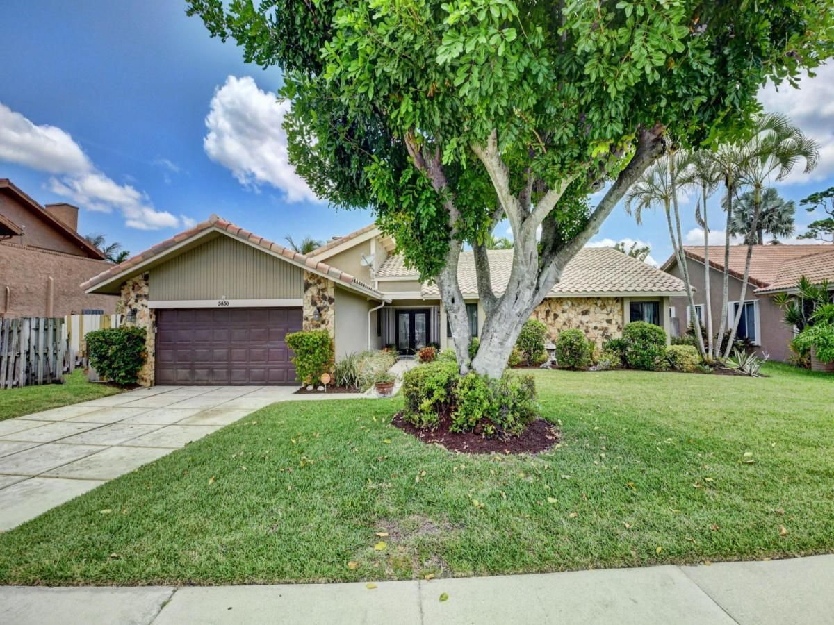 MLS #RX-11130895 image #0