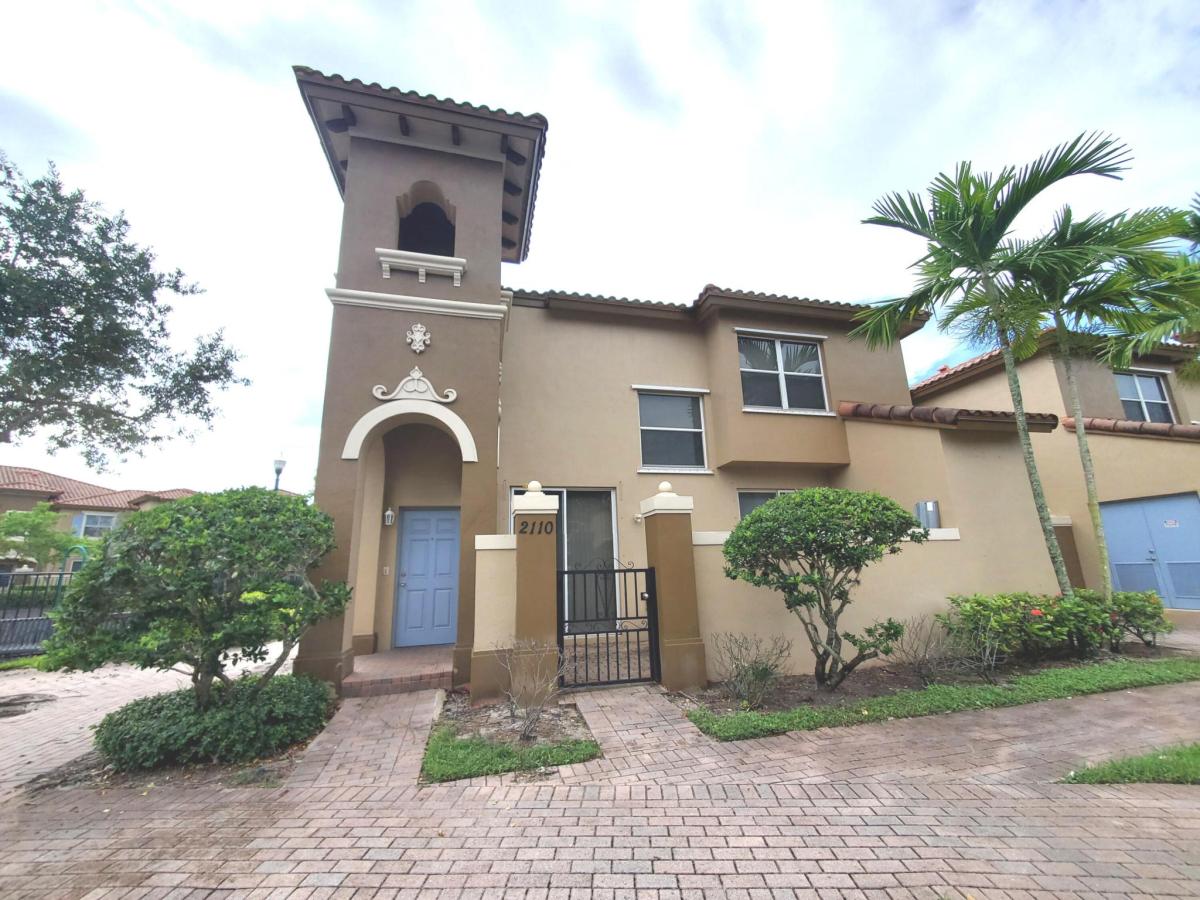 MLS #RX-11122330 image #0