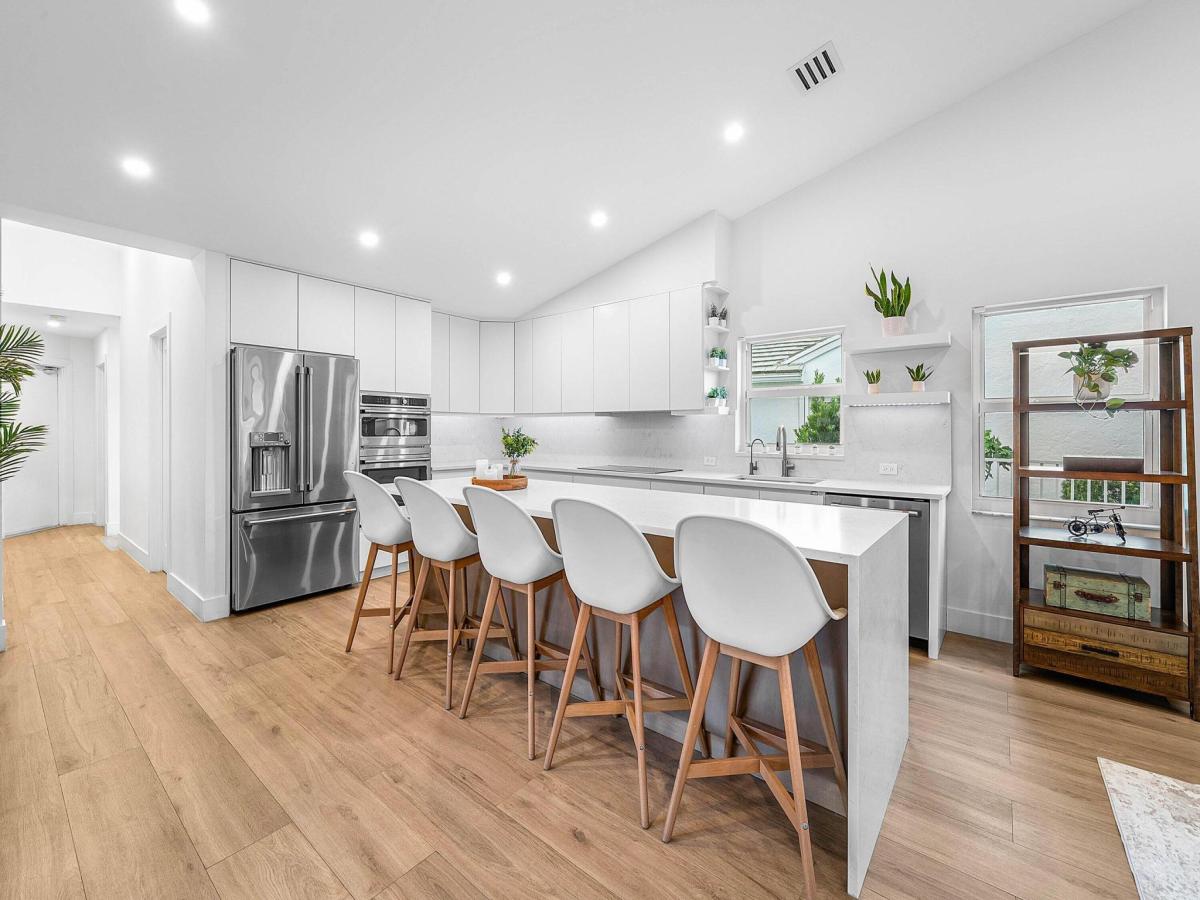 MLS #RX-11131148 image #0