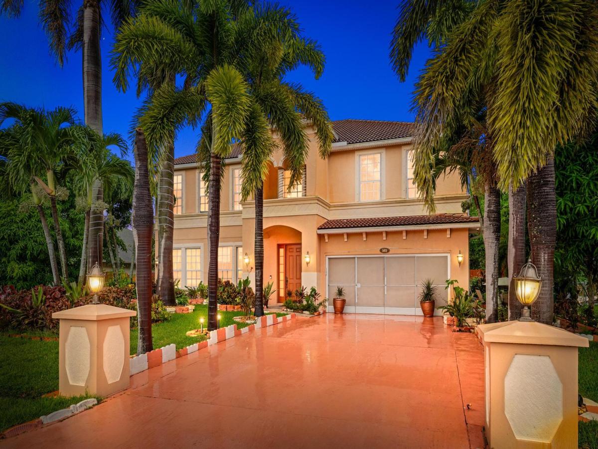 MLS #RX-11131196 image #0