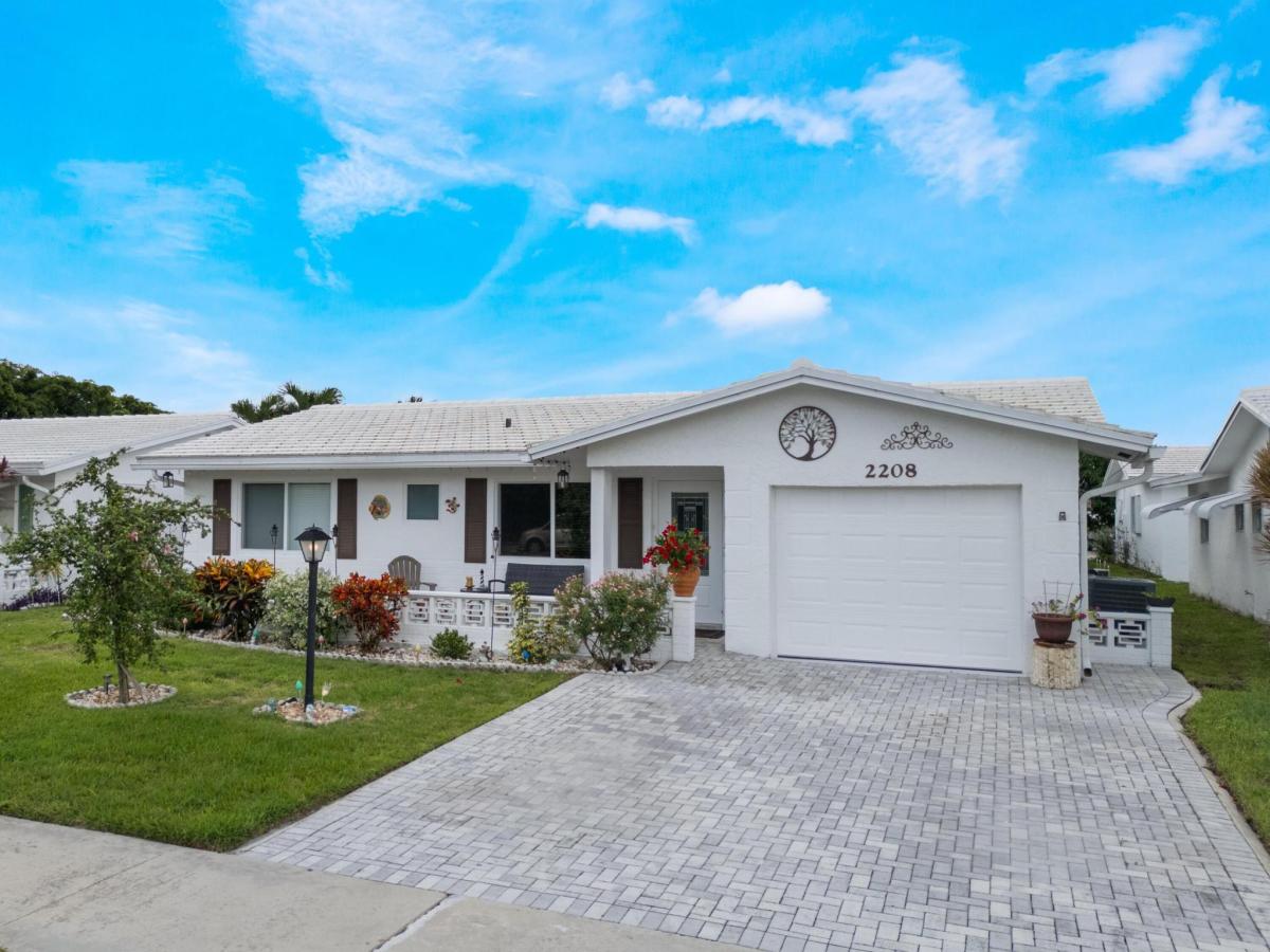 MLS #RX-11131263 image #0