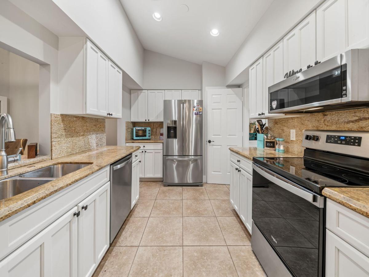 MLS #RX-11087062 image #0