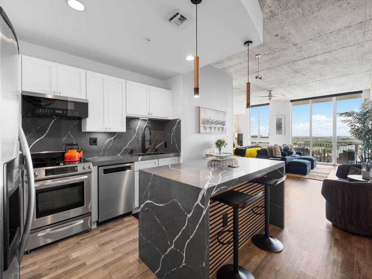 MLS #RX-11096448 image #0