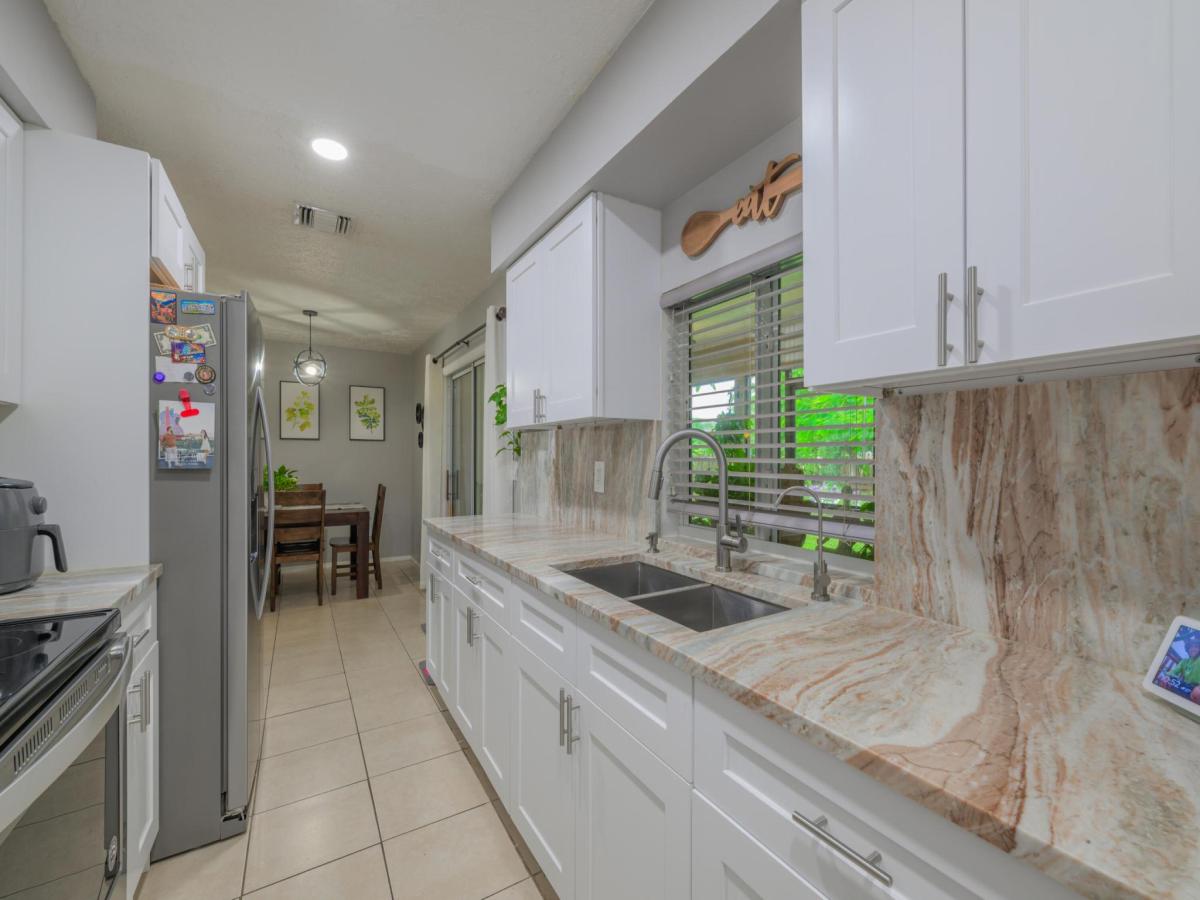 MLS #RX-11131800 image #0