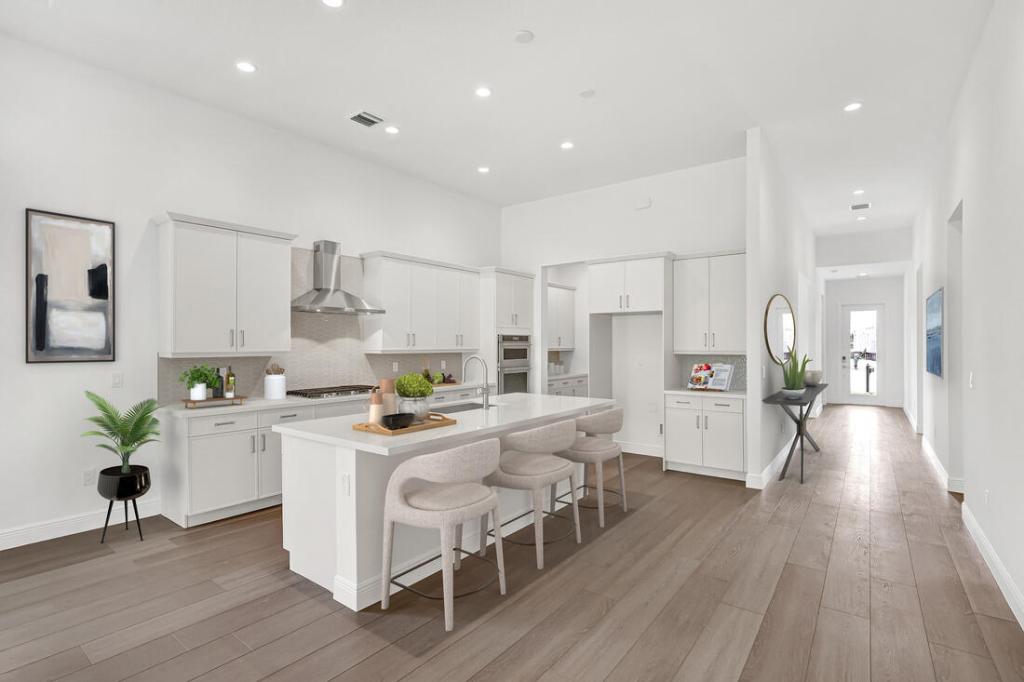 MLS #RX-11131903 image #0