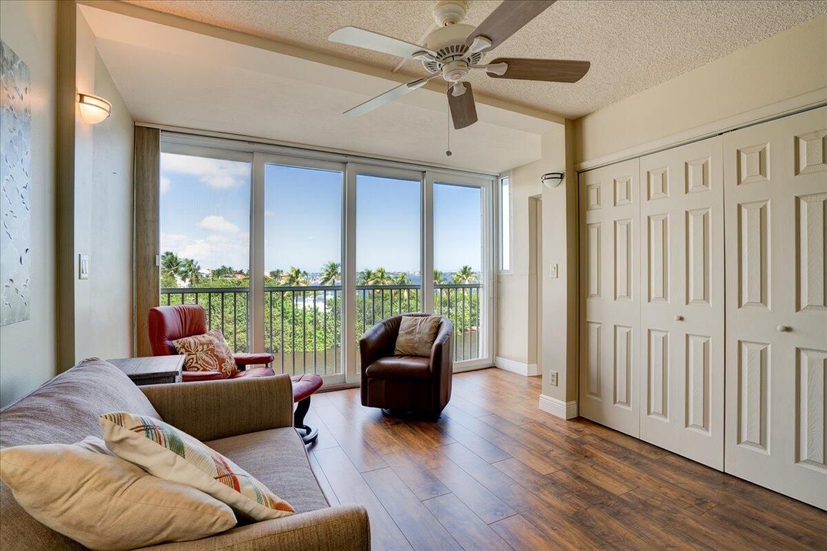 MLS #RX-11131956 image #0