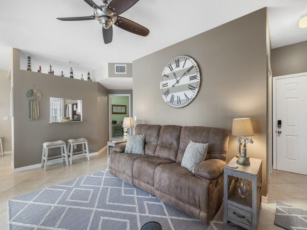 MLS #RX-11132034 image #0