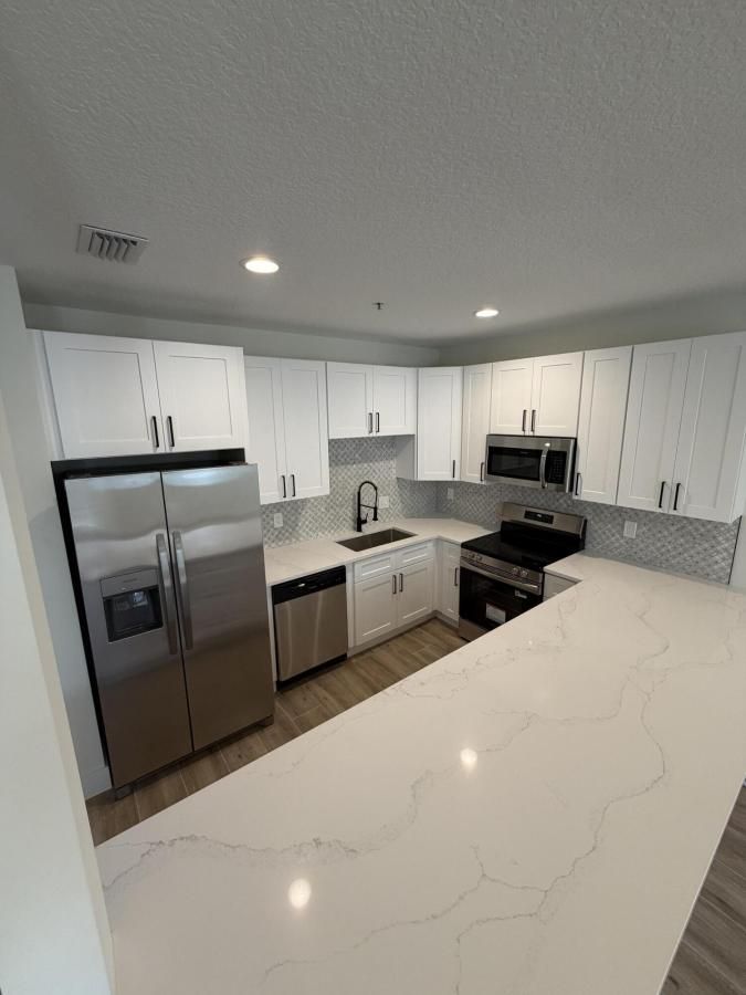 MLS #RX-11132047 image #0