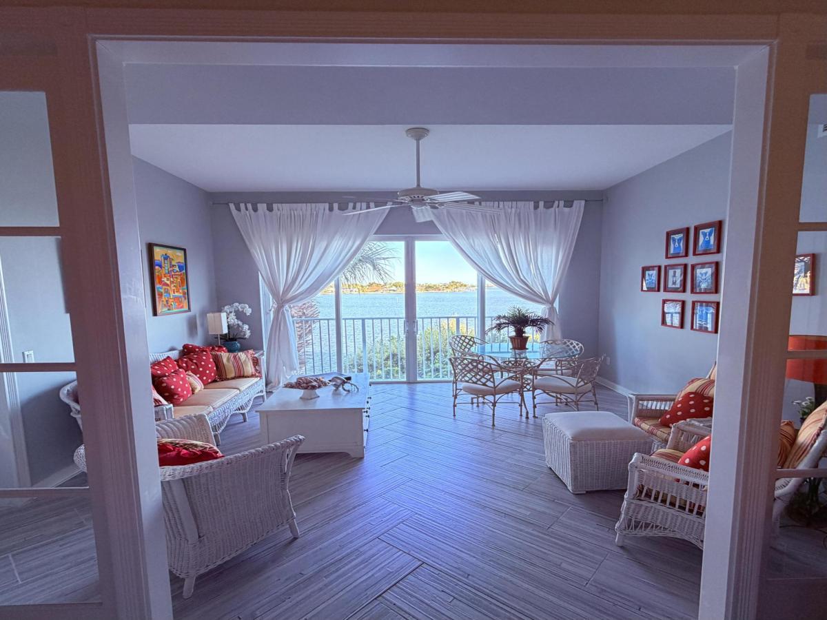 MLS #RX-11132180 image #0