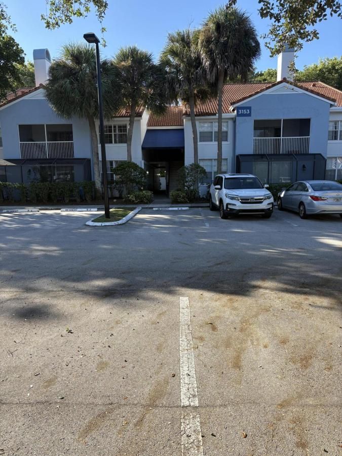 MLS #RX-11132254 image #0