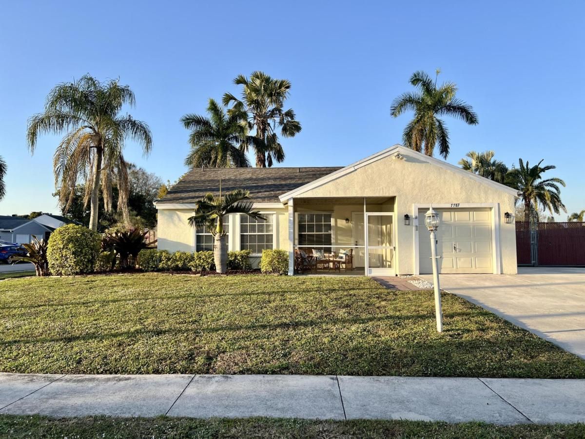 MLS #RX-11132445 image #0