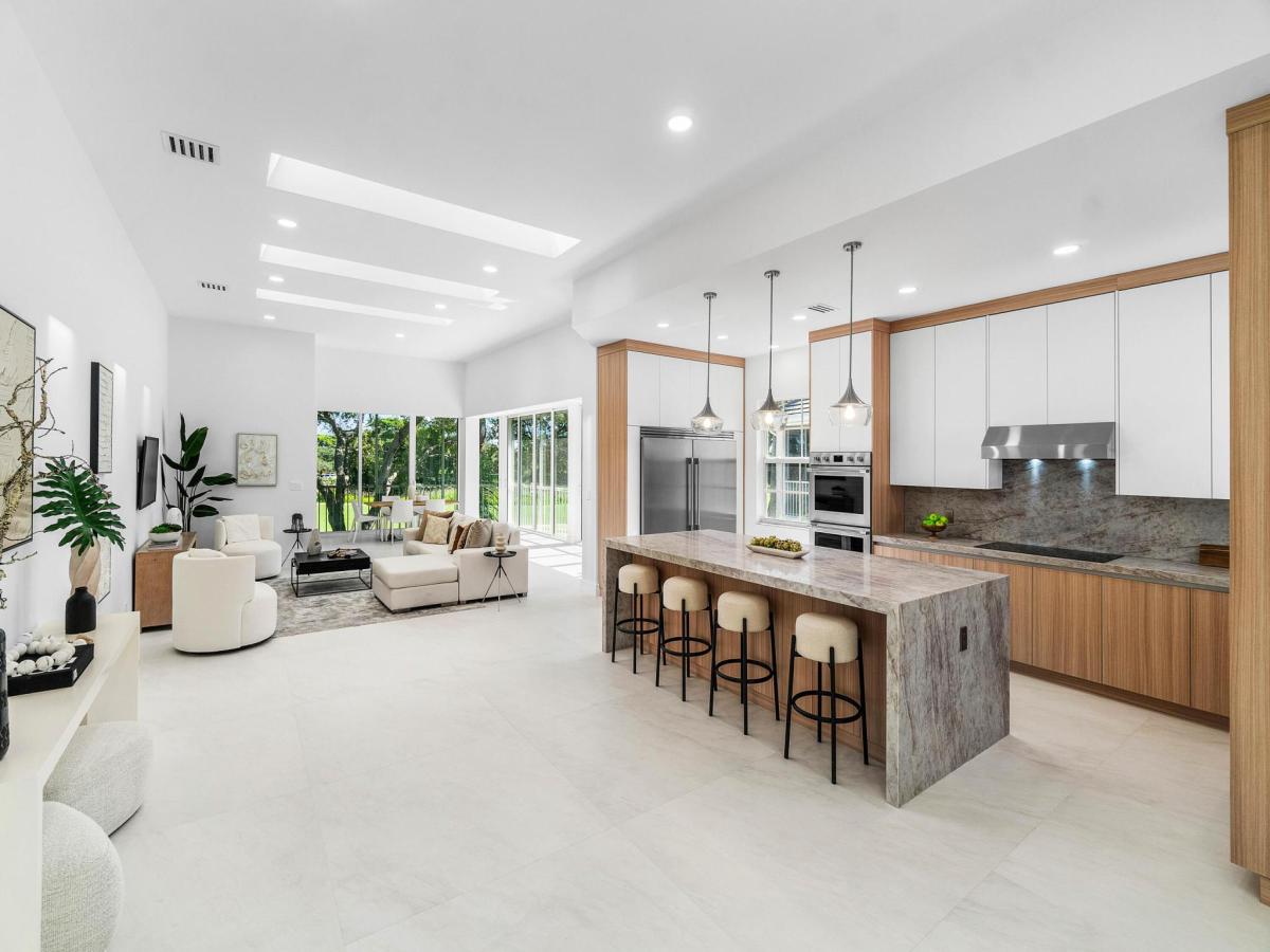 MLS #RX-11132738 image #0