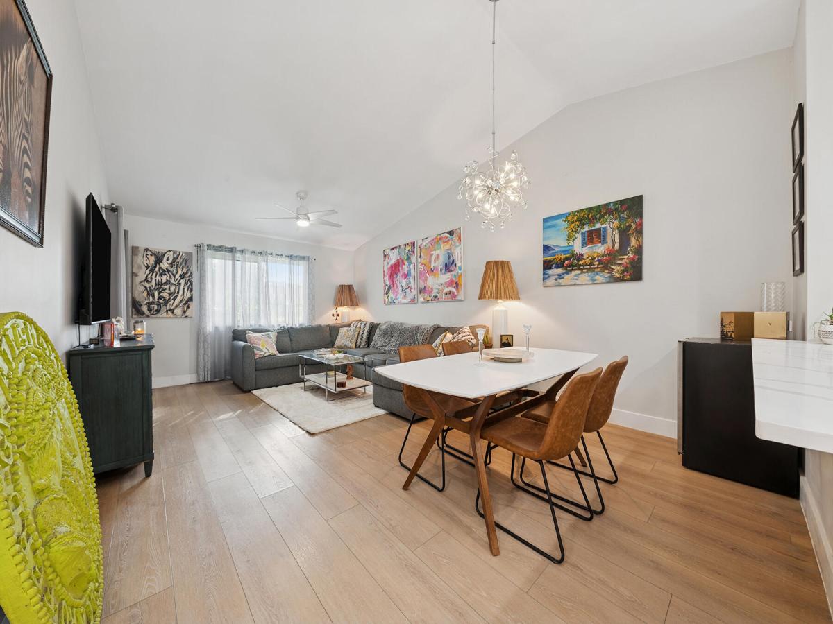 MLS #RX-11132822 image #0