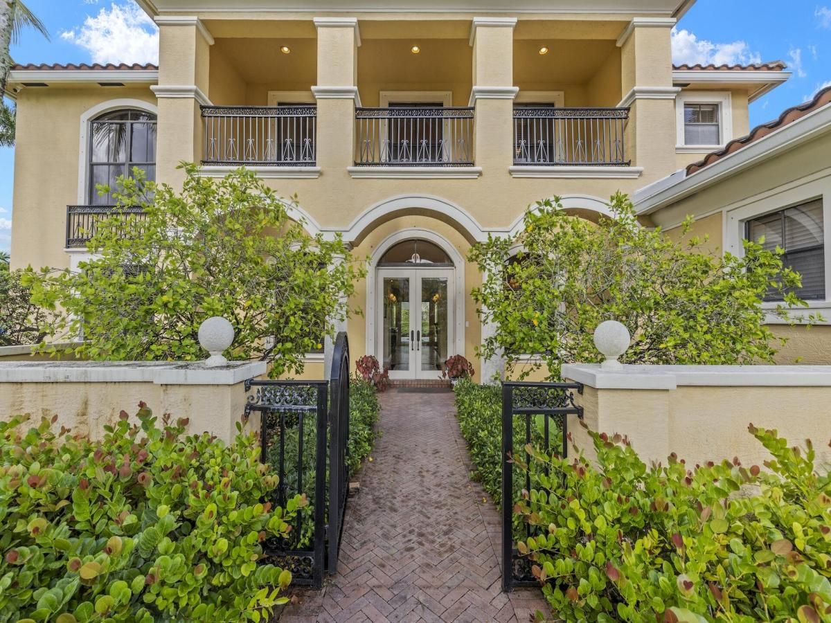 MLS #RX-11133102 image #0