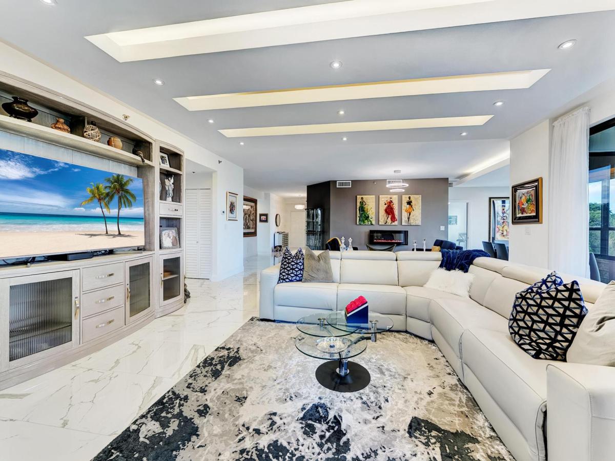 MLS #RX-11133148 image #0