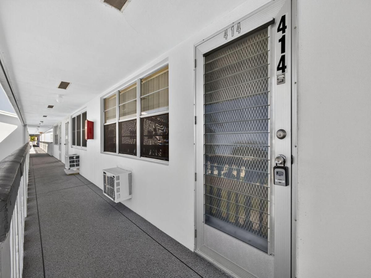 MLS #RX-11133270 image #0