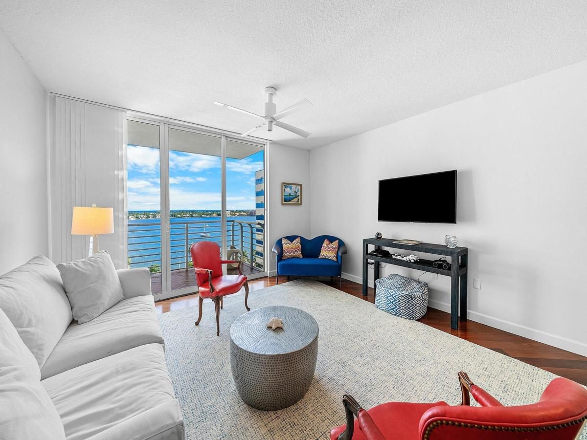 MLS #RX-11133294 image #0