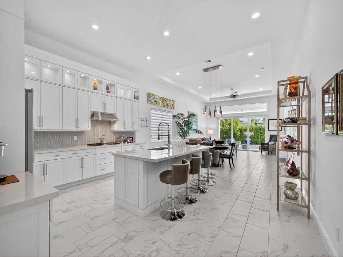 MLS #RX-11133554 image #0