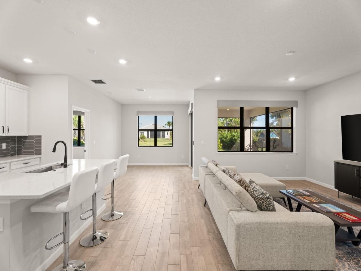 MLS #RX-11133732 image #0