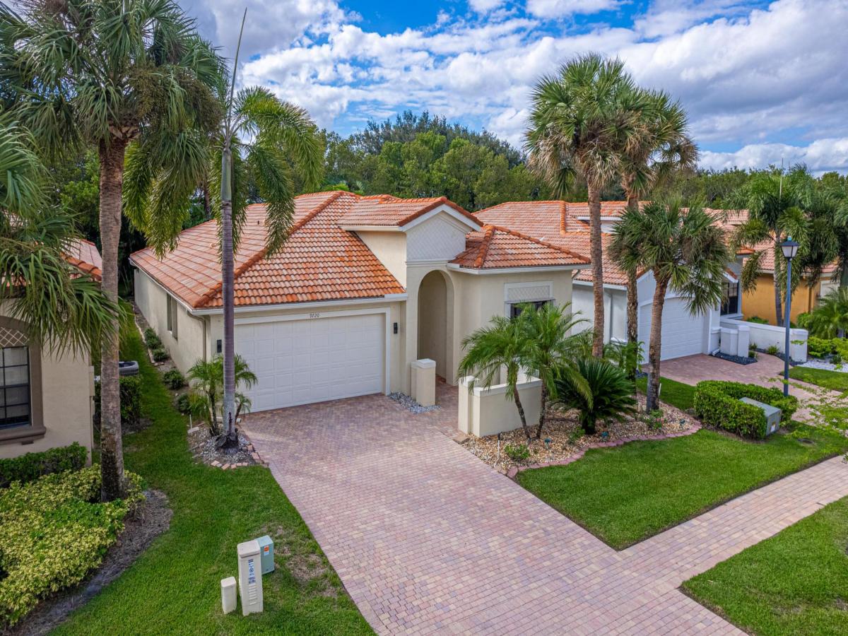 MLS #RX-11133836 image #0