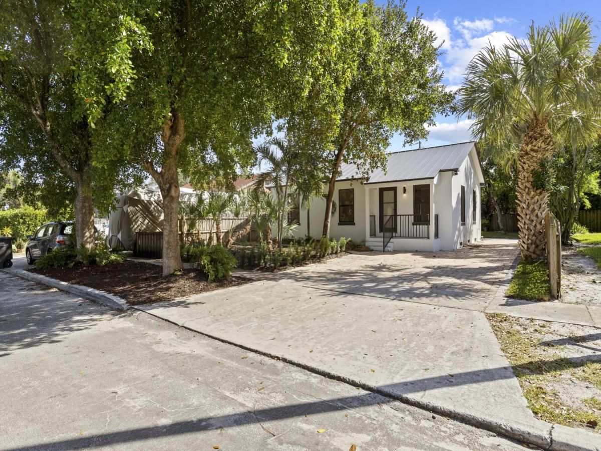 MLS #RX-11133880 image #0