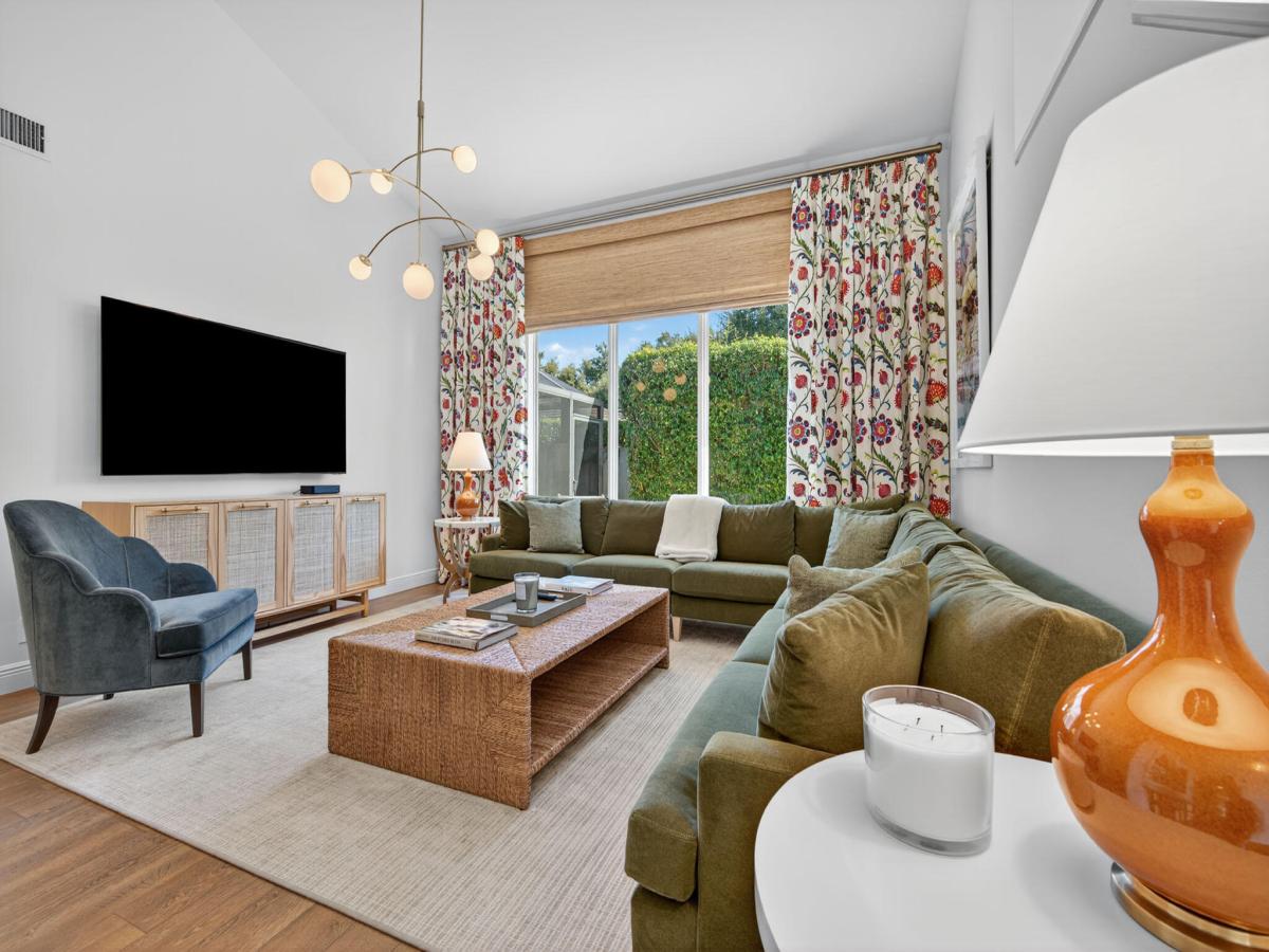 MLS #RX-11133900 image #0