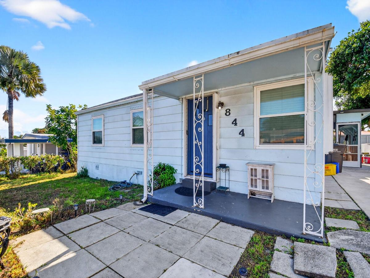 MLS #RX-11133933 image #0