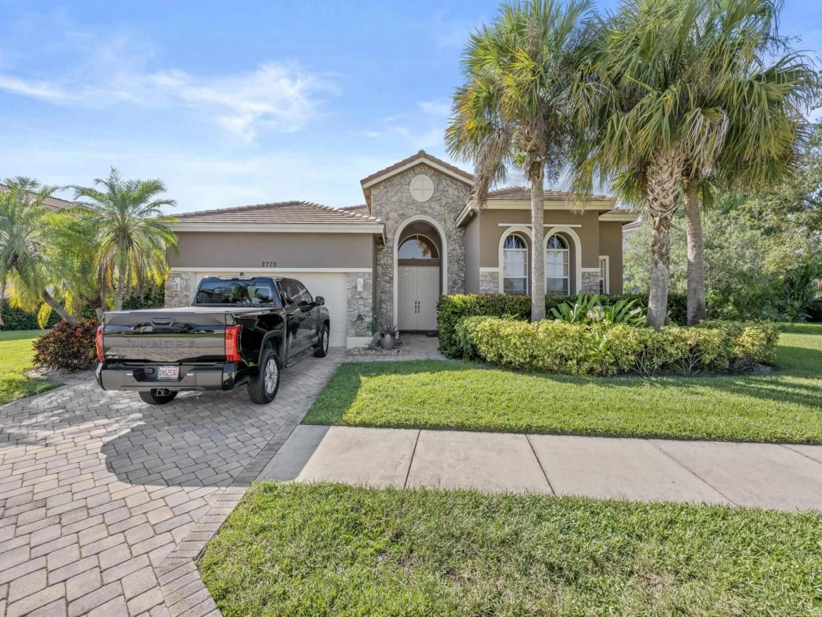 MLS #RX-11133988 image #0