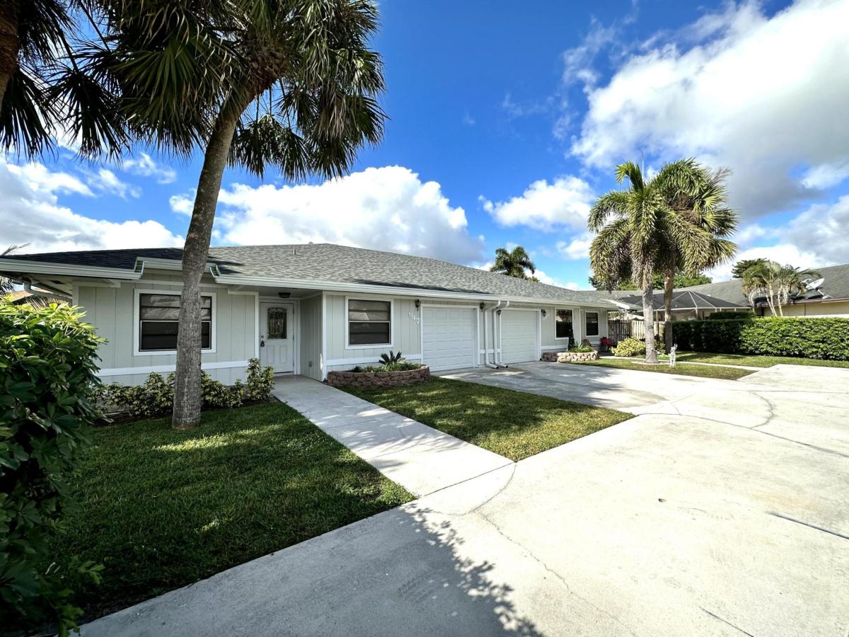 MLS #RX-11134036 image #0