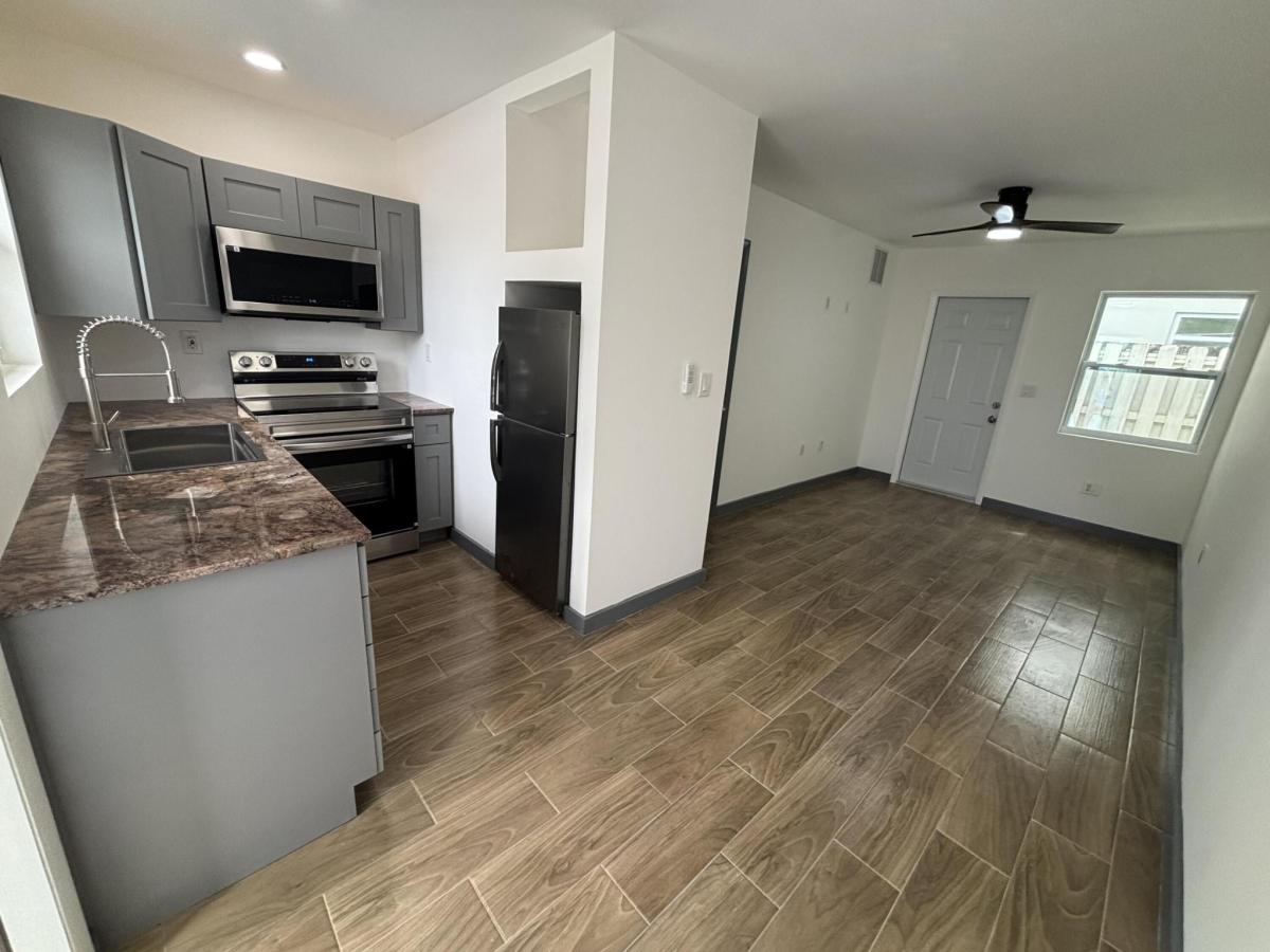 MLS #RX-11134066 image #0