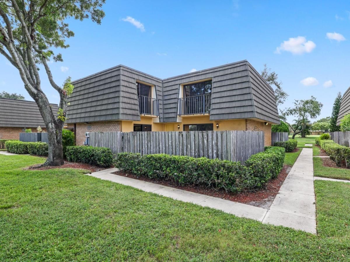 MLS #RX-11134110 image #0