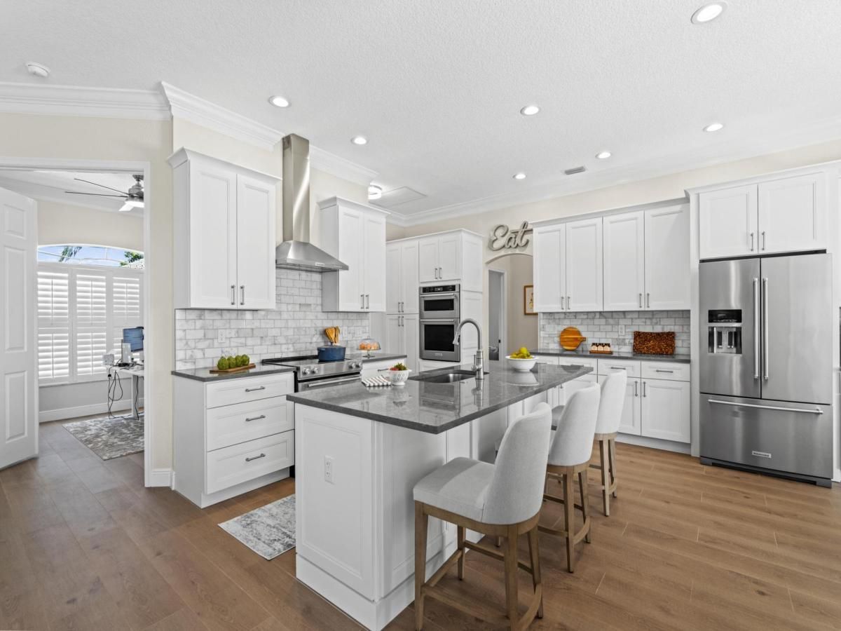 MLS #RX-11134365 image #0