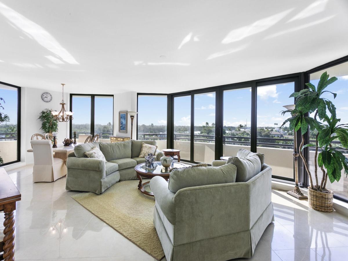 MLS #RX-11134463 image #0