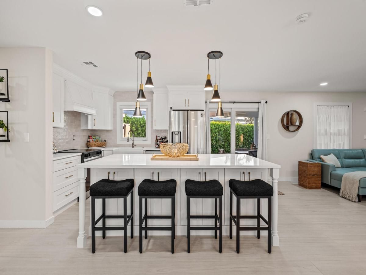 MLS #RX-11134640 image #0