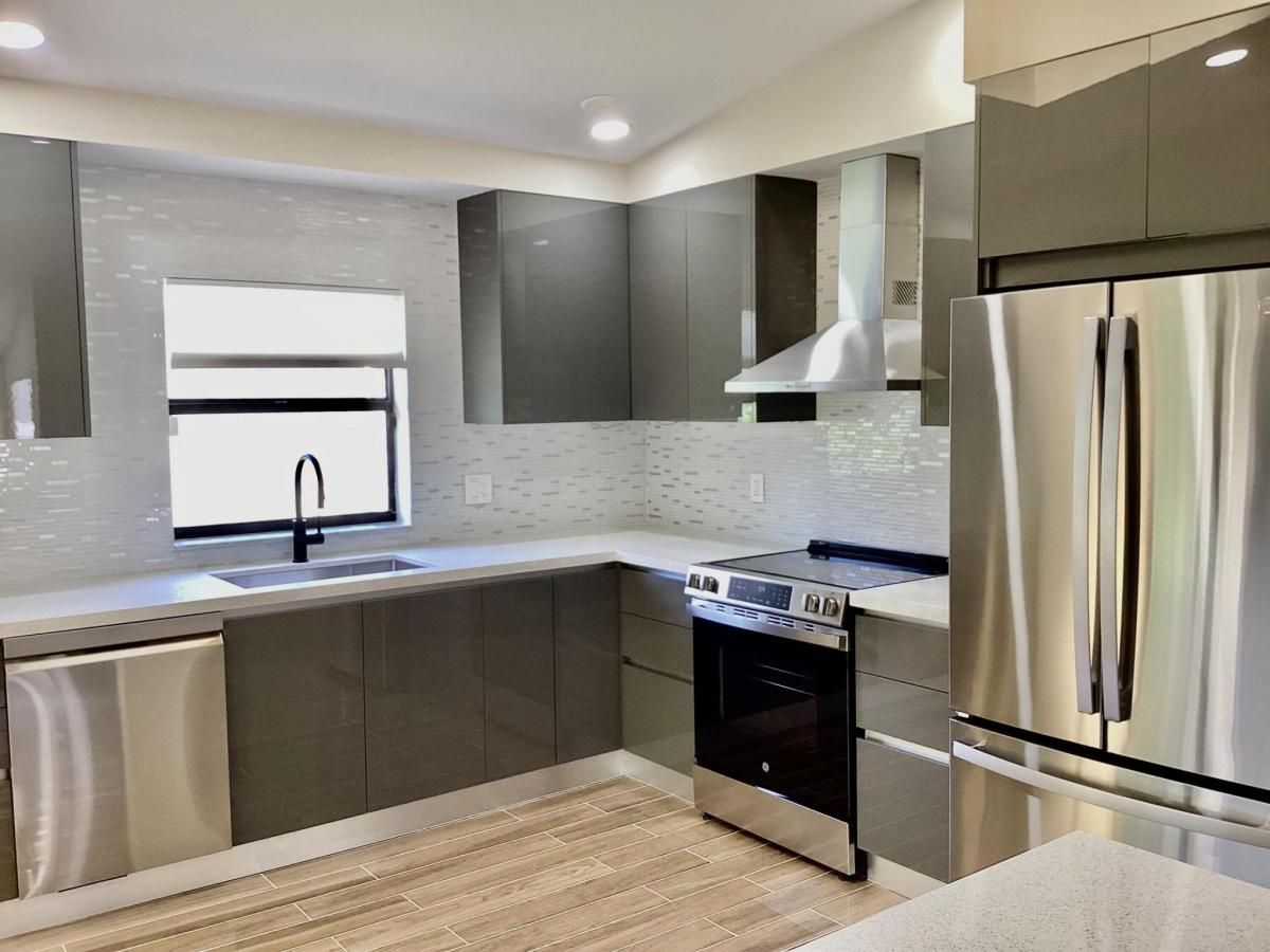 MLS #RX-11134696 image #0