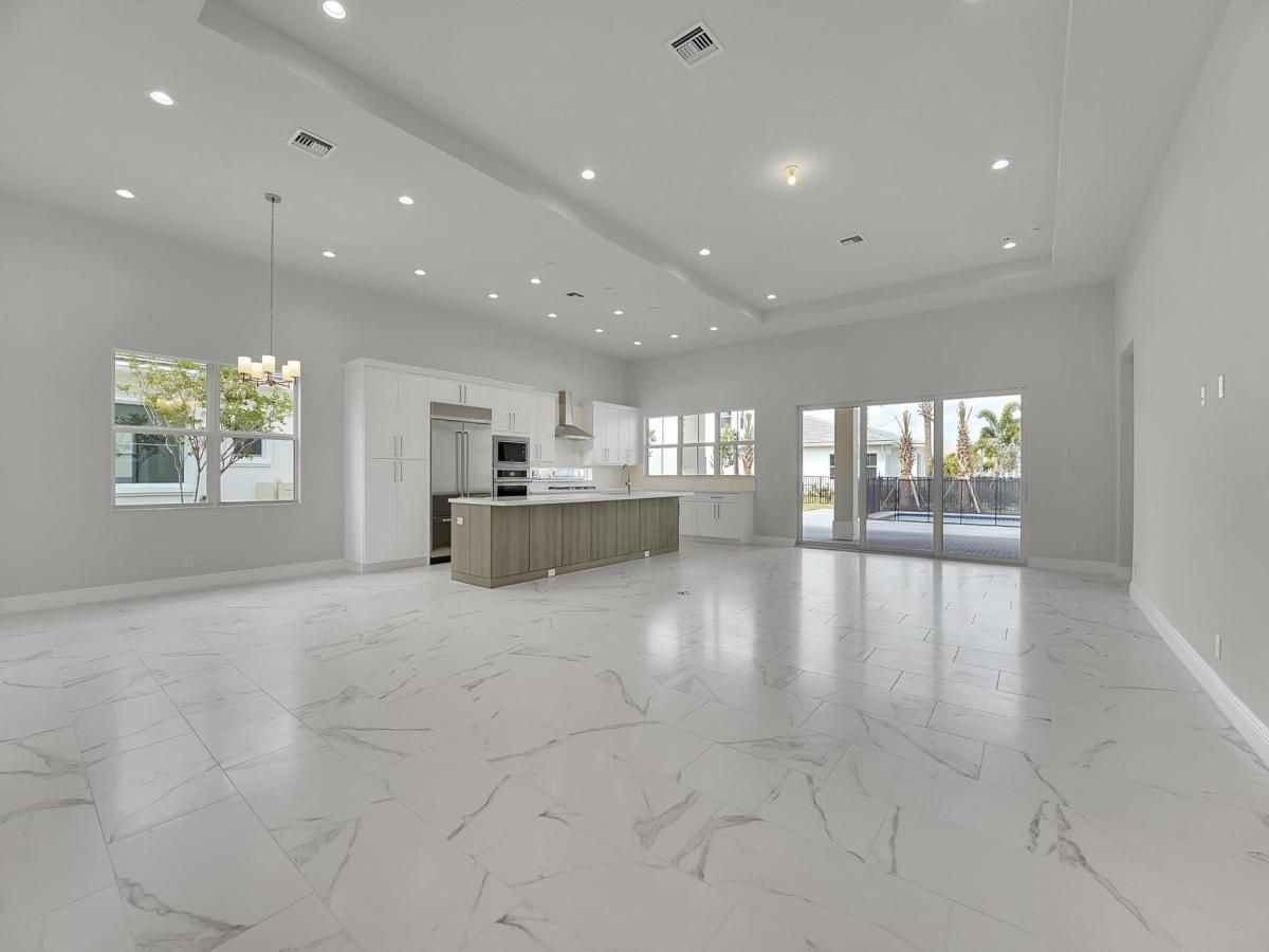 MLS #RX-11134718 image #0