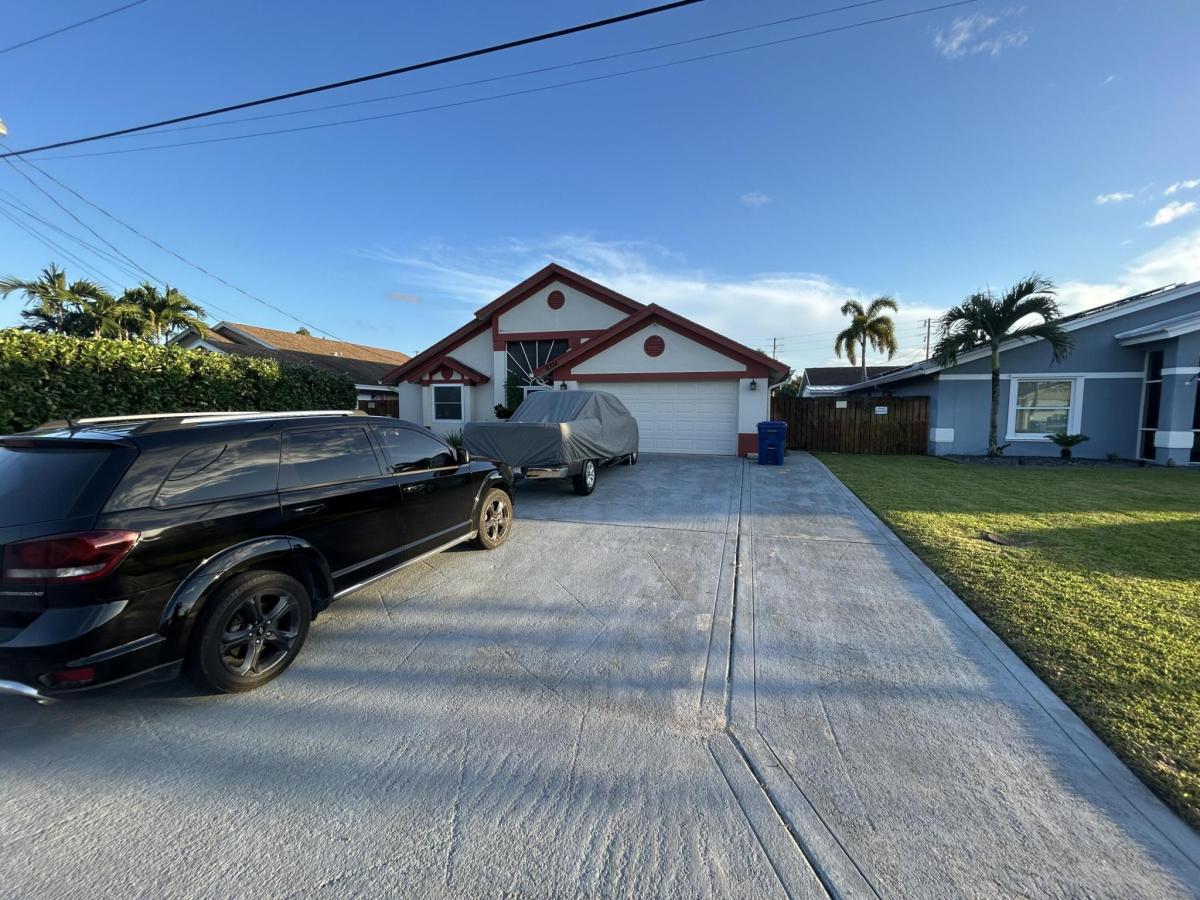 MLS #RX-11134812 image #0