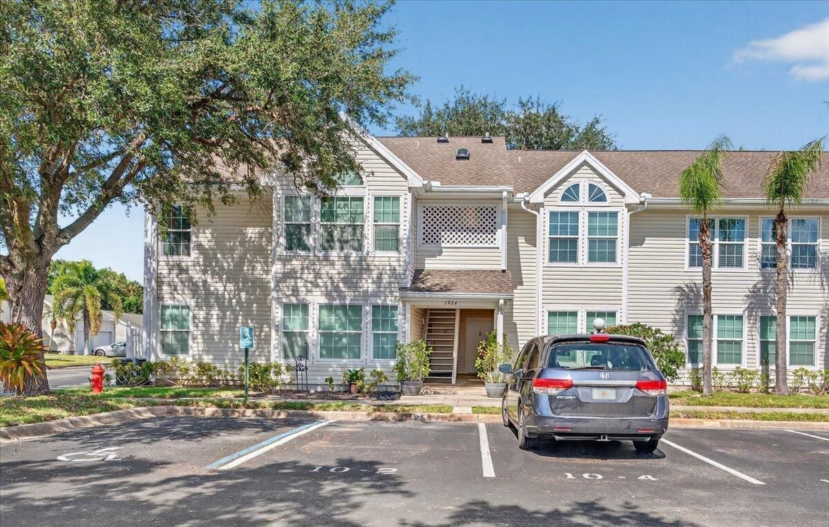 MLS #RX-11134847 image #0