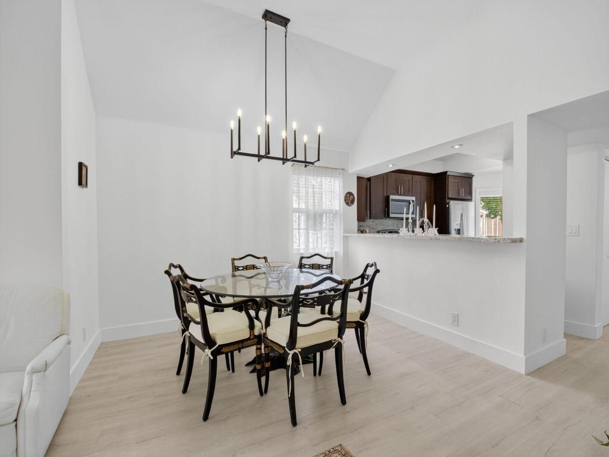 MLS #RX-11134866 image #0