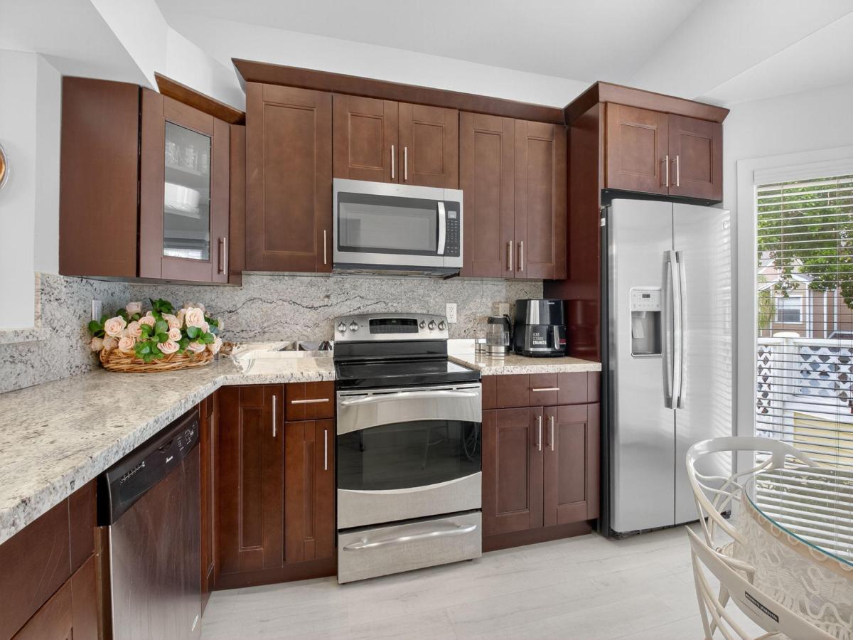 MLS #RX-11134866 image #0