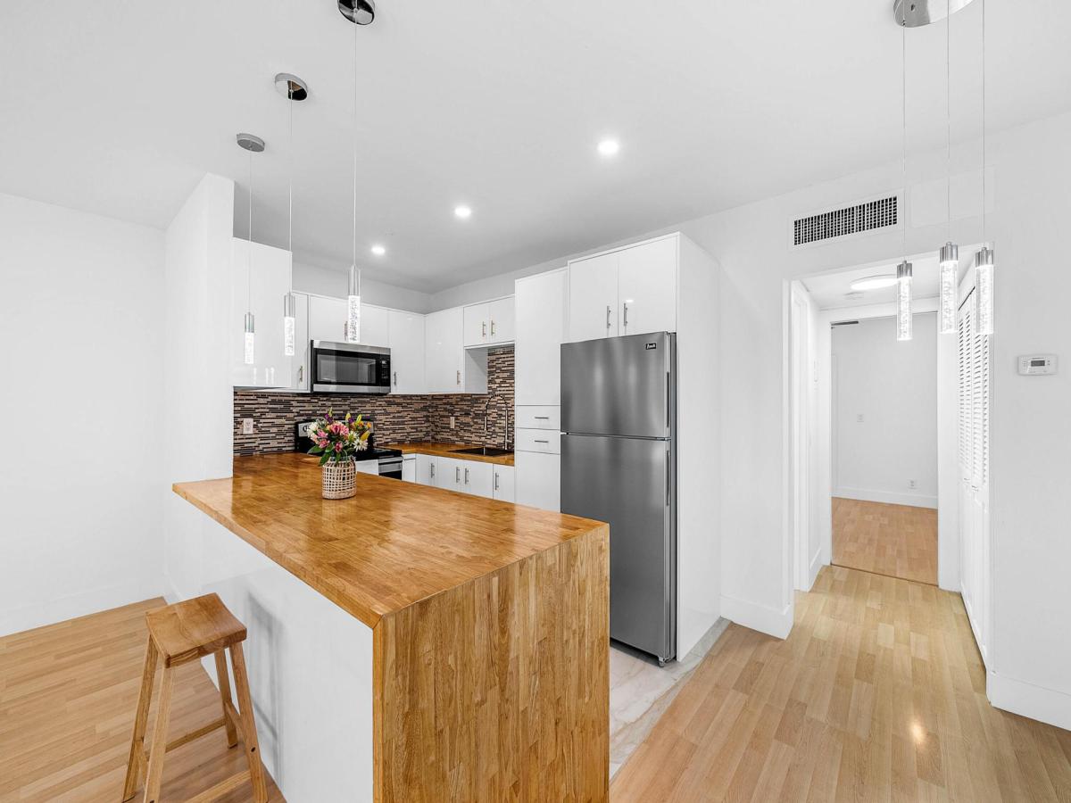 MLS #RX-11135012 image #0