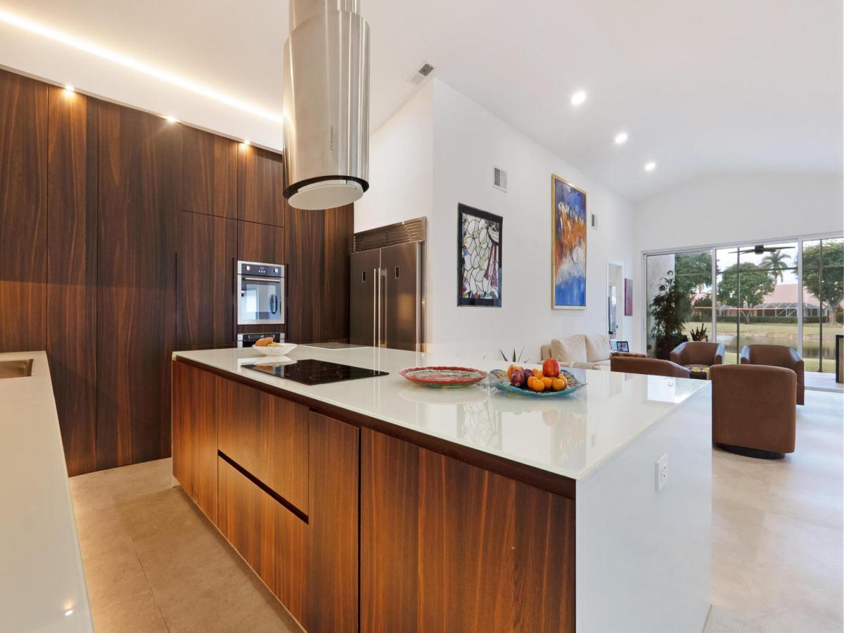 MLS #RX-11135053 image #0